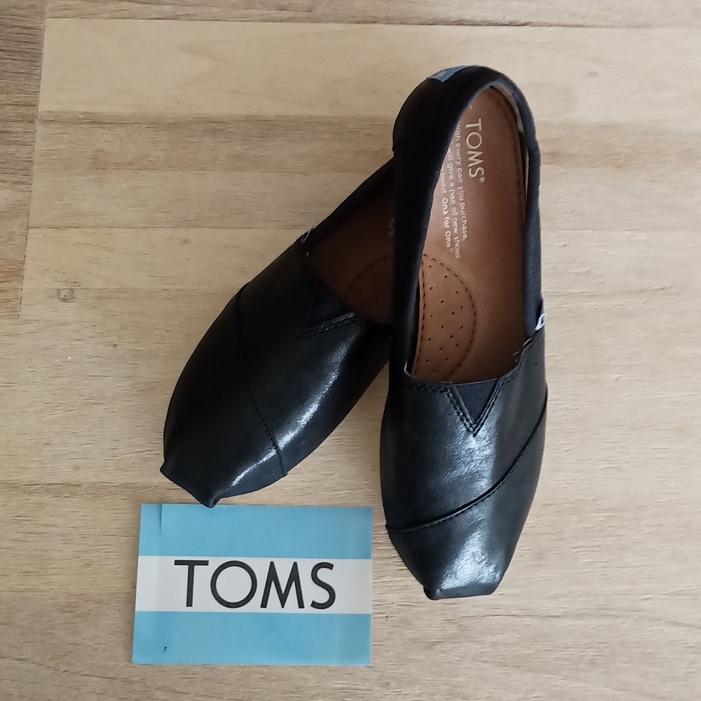 Tom's Classic Black Vegan Leather Shoes